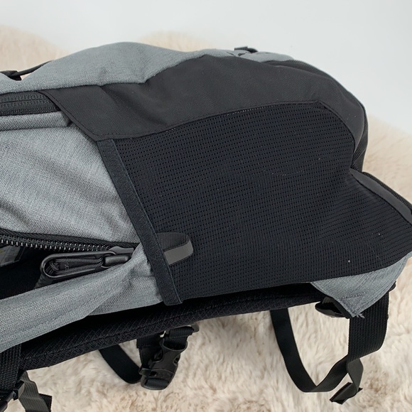 Jersey Mike’s North Face Generator Backpack NWT - Picture 8 of 8
